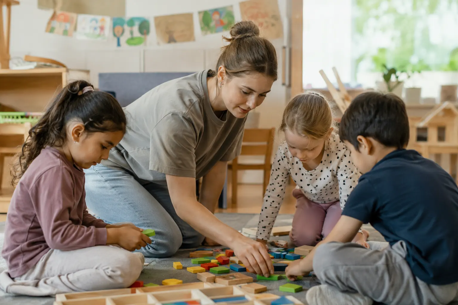 Sozialpädagogische/r Assistent/in / Kinderpfleger/in bei der Arbeit